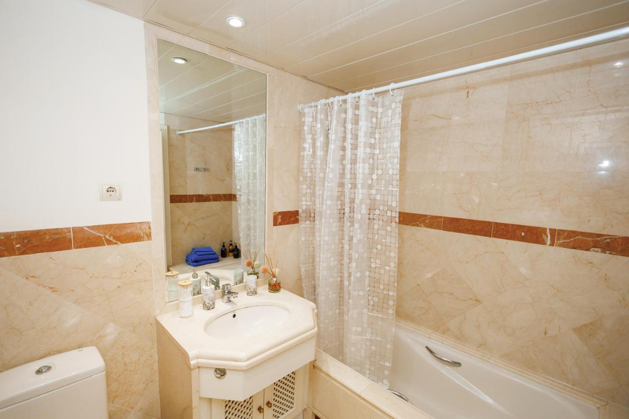 Two-Room Apartment In Elviria Near The Beach With Parking Marbella Exterior photo