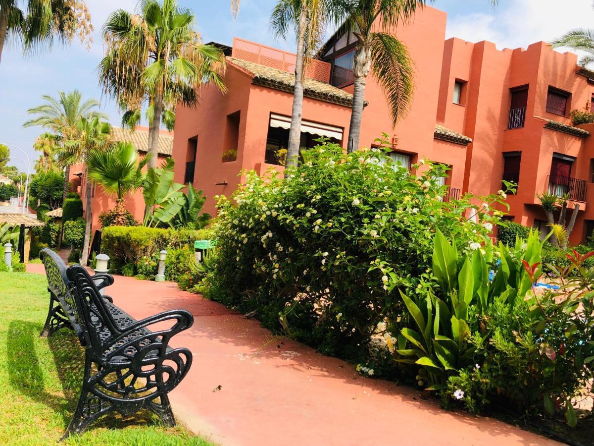 Two-Room Apartment In Elviria Near The Beach With Parking Marbella Exterior photo