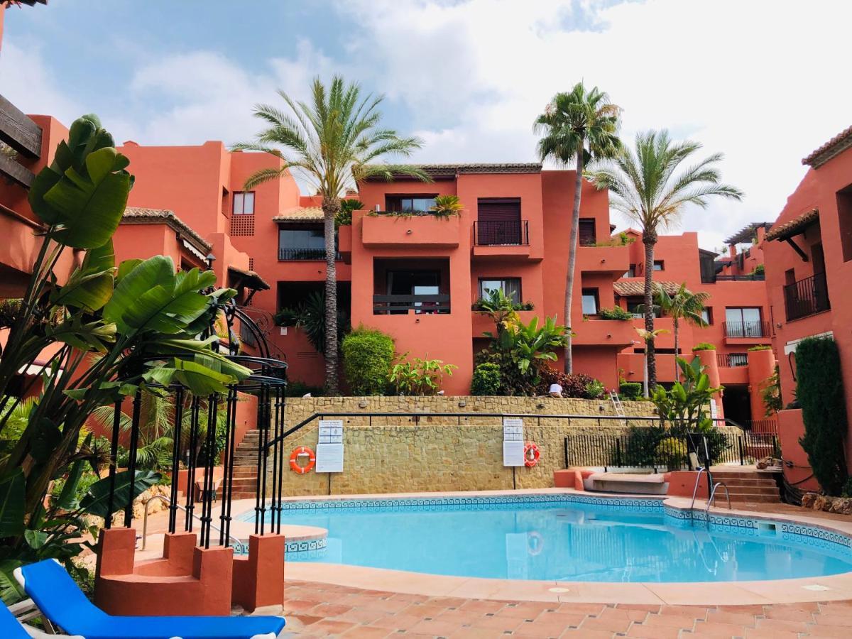 Two-Room Apartment In Elviria Near The Beach With Parking Marbella Exterior photo